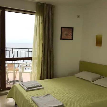 Slantse Appartement *